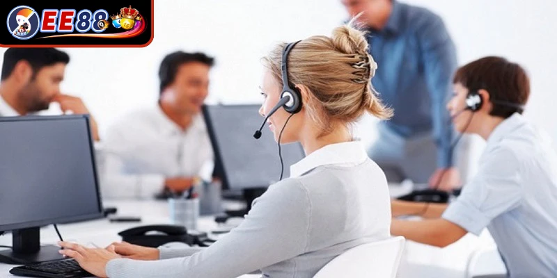 Bộ phận hỗ trợ khách hàng luôn sẵn sàng đồng hành cùng bạn